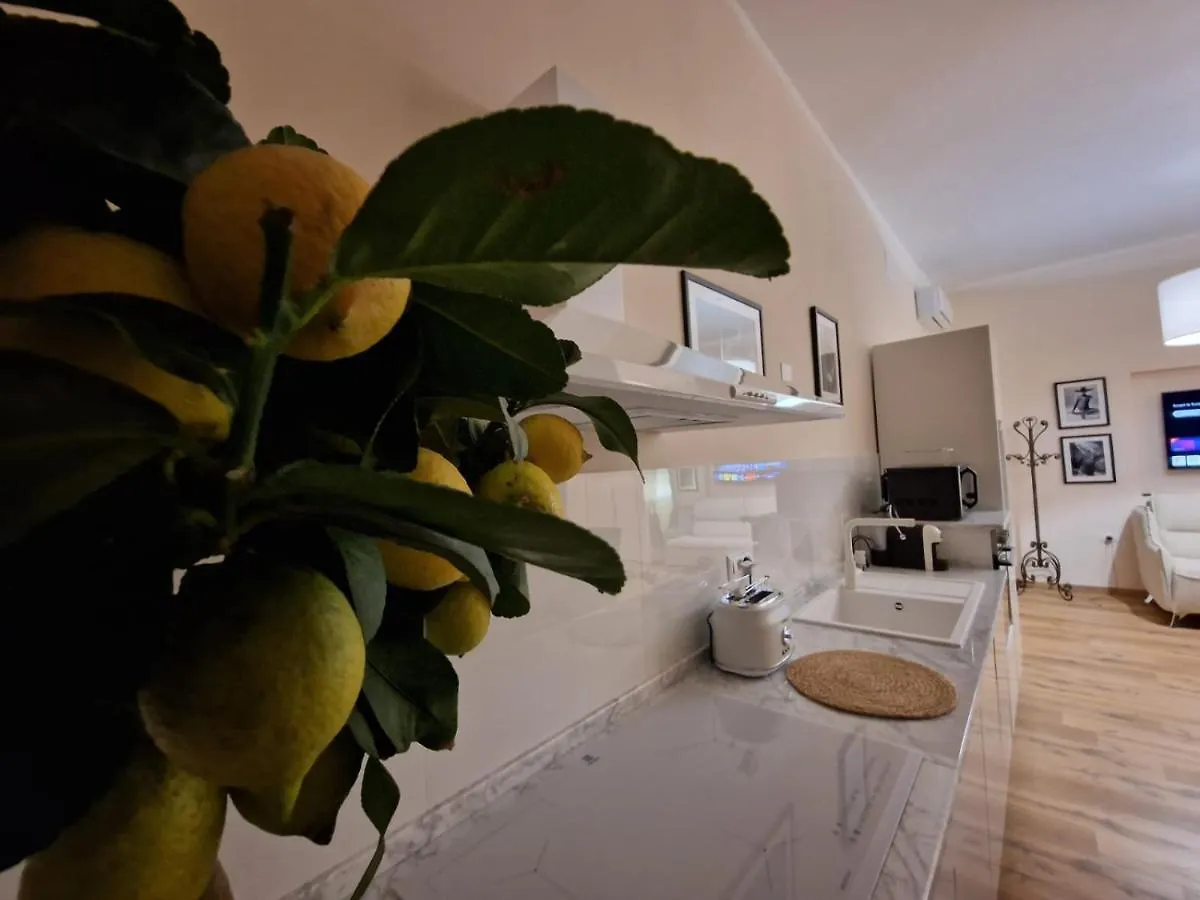 Guest House Canalis 17 Oristano 0*,  Italy