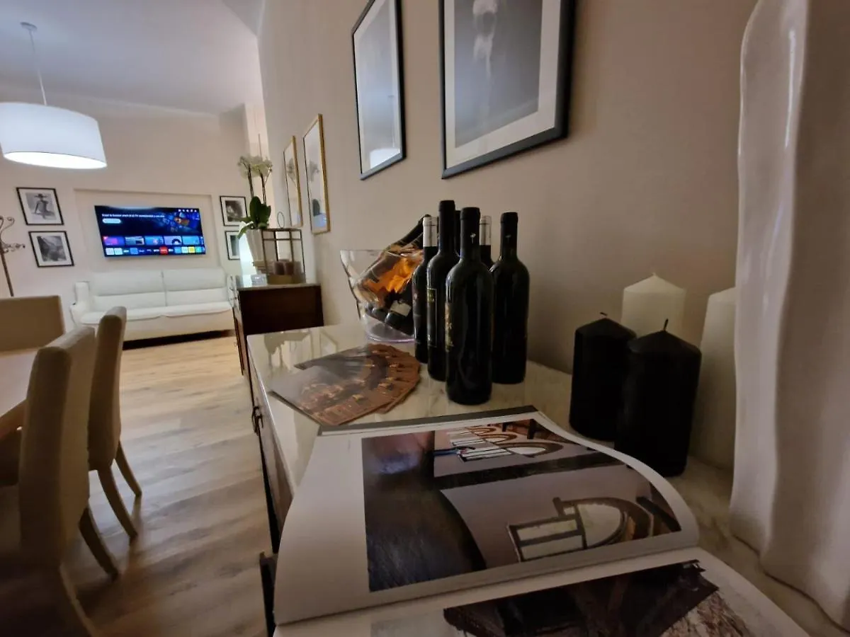 Guest House Canalis 17 Oristano 0*,  Italy